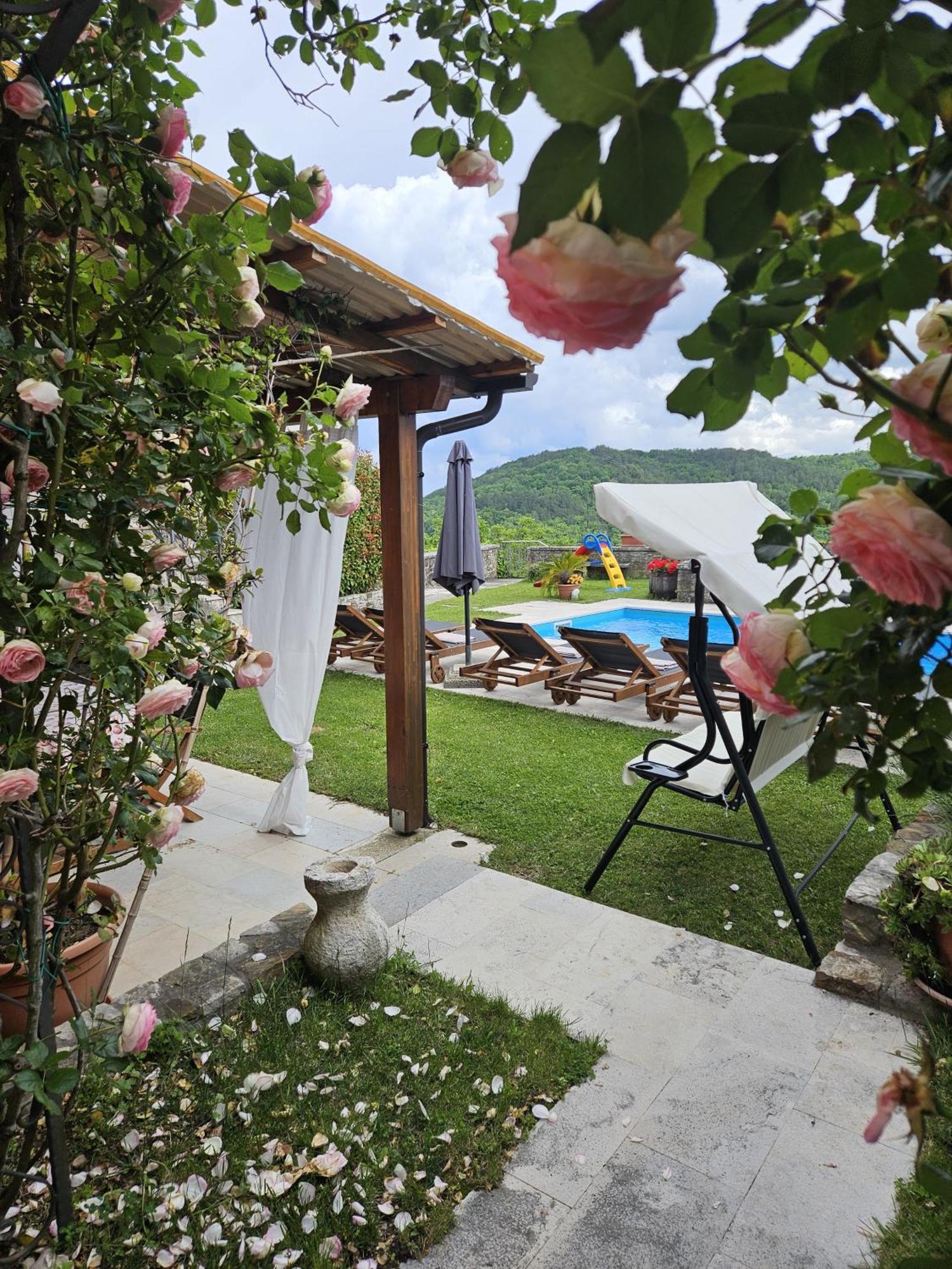 Villa Letizia Oprtalj Luaran gambar