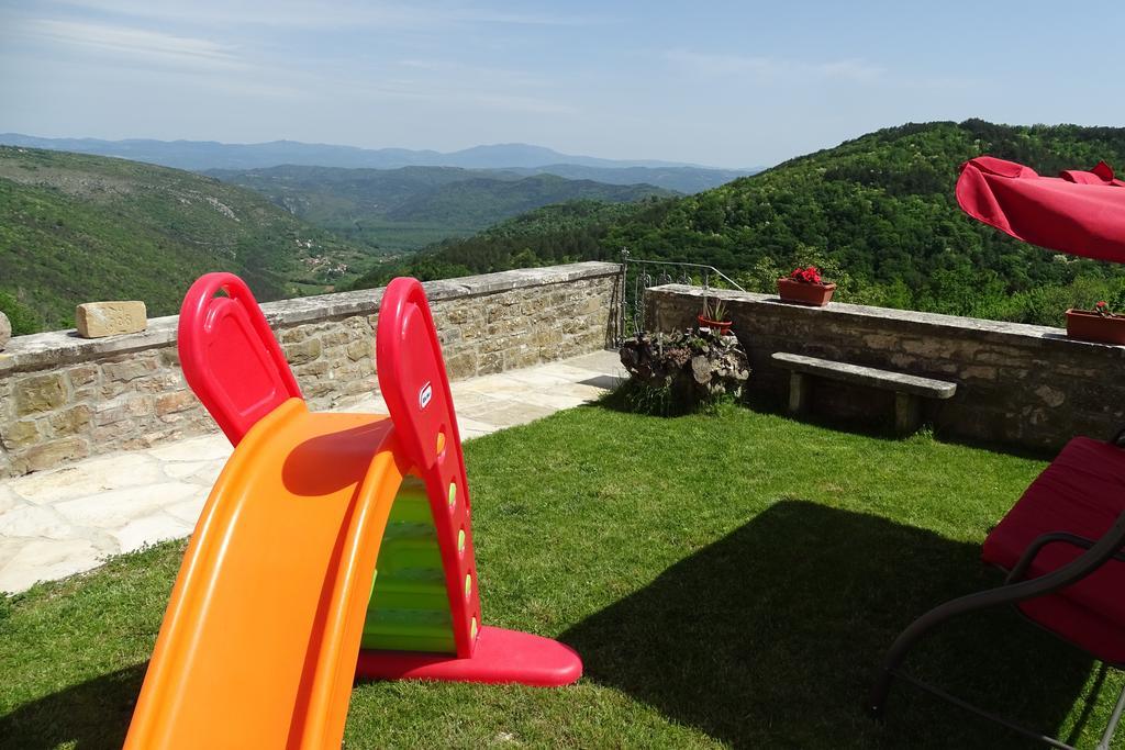 Villa Letizia Oprtalj Bilik gambar