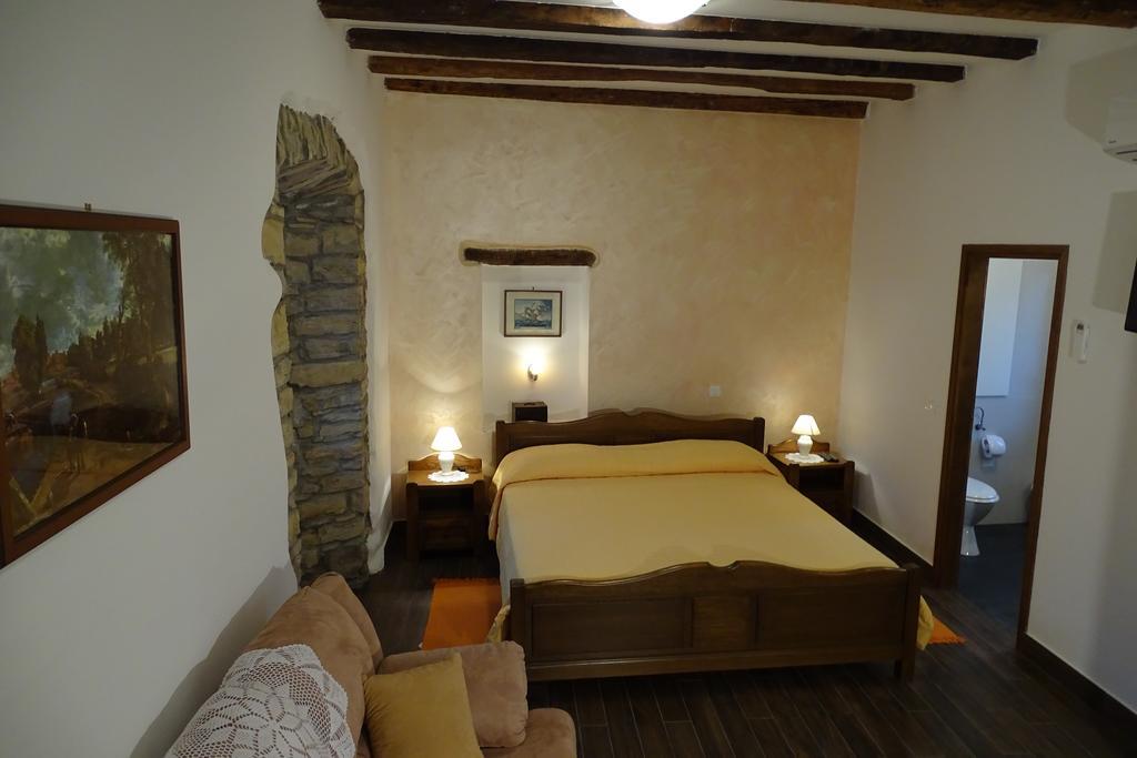 Villa Letizia Oprtalj Bilik gambar