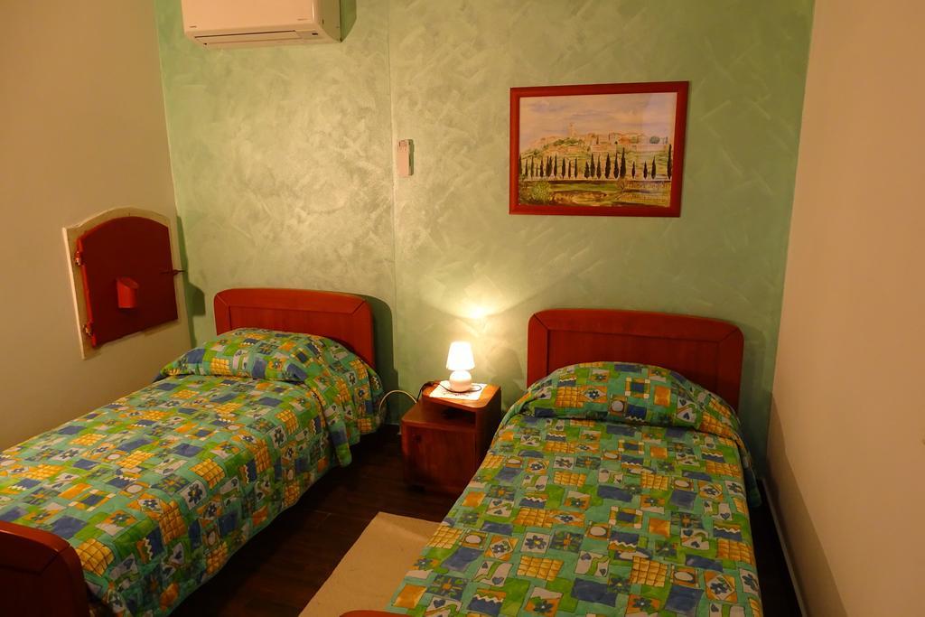 Villa Letizia Oprtalj Bilik gambar